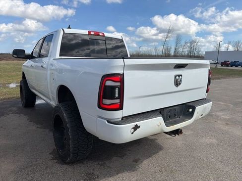 Used 2016 RAM 1500 Laramie w/ Convenience Group image 8