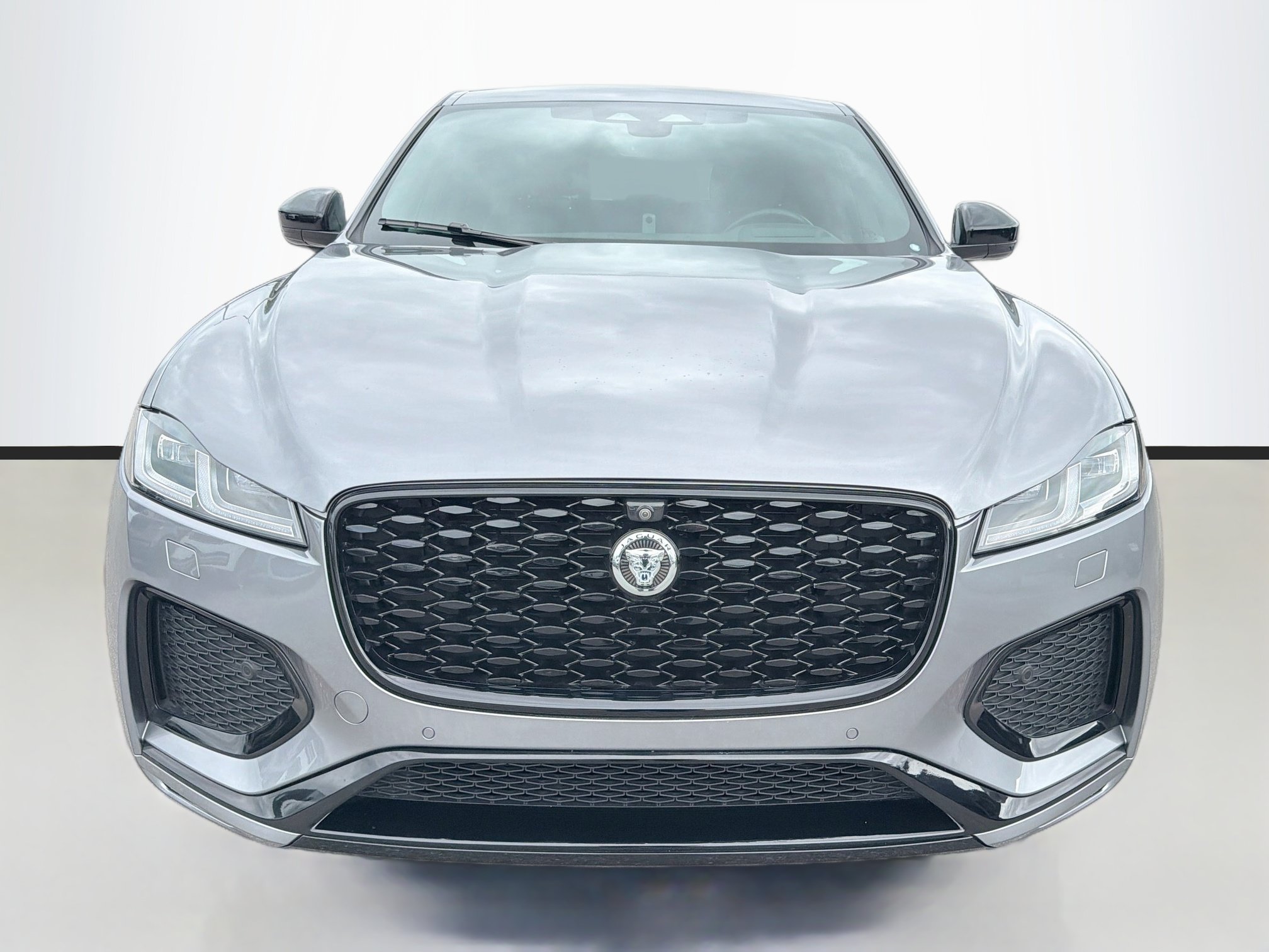 Used 2026 Jaguar F-PACE R-Dynamic S AWD/4WD image 8