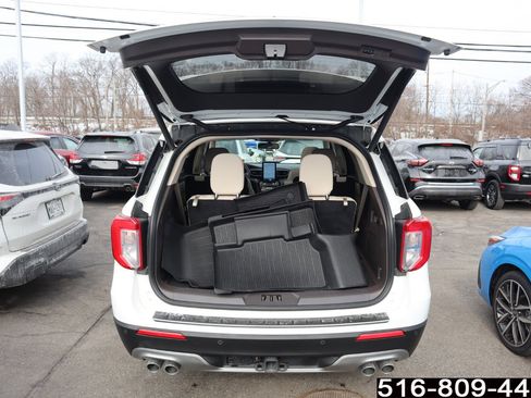 Used 2023 Ford Explorer Platinum w/ Technology Package image 28