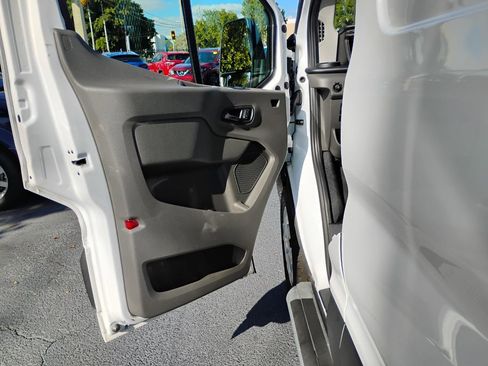 Used 2024 Ford Transit 250 Low Roof w/ Exterior Upgrade Package image 46