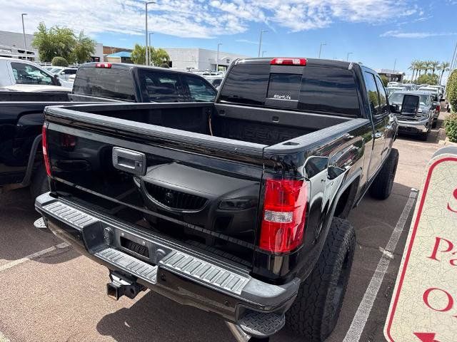 Used 2018 GMC Sierra 2500 Denali w/ Suspension Package, Off-Road AWD/4WD image 4