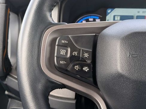 Used 2024 Ford Bronco Badlands w/ Sasquatch Package AWD/4WD image 25