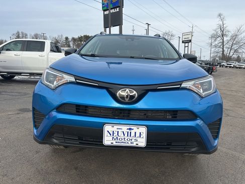 Used 2017 Toyota RAV4 LE image 8