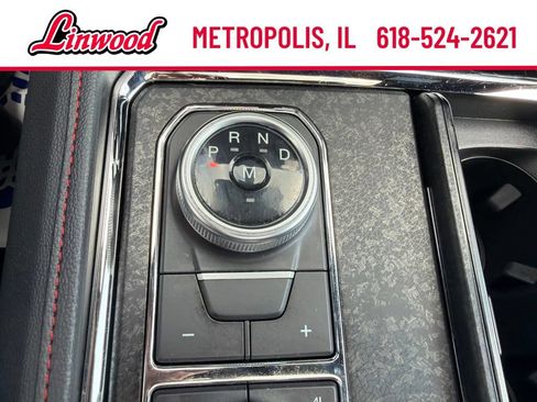 Used 2024 Ford Expedition Limited AWD/4WD image 31