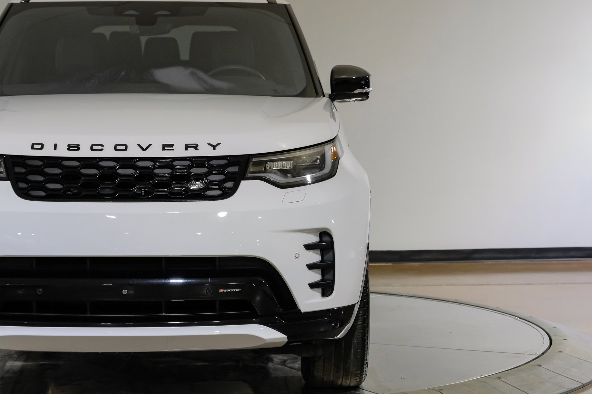 Used 2023 Land Rover Discovery S R-Dynamic AWD/4WD image 51