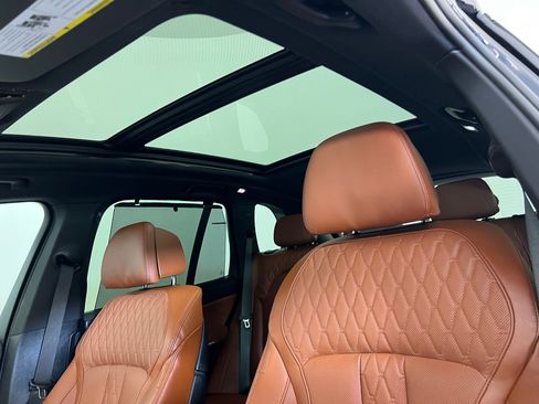 New 2026 BMW X5 M60i w/ Executive Package image 26