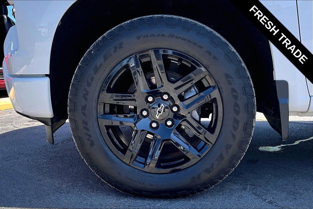 Used 2024 Chevrolet Silverado 1500 RST w/ Convenience Package II AWD/4WD image 34