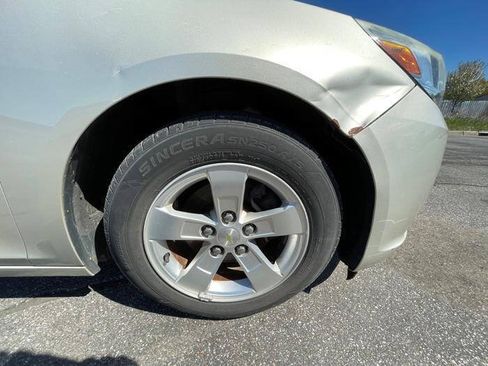 Used 2015 Chevrolet Malibu LS FWD image 19