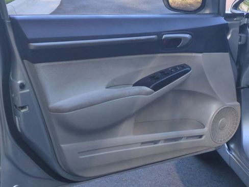 Used 2007 Honda Civic Hybrid Sedan image 30