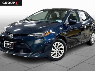 Used 2018 Toyota Corolla LE video 1