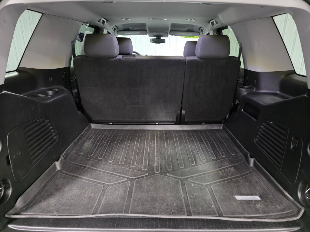 Used 2020 Chevrolet Tahoe LS AWD/4WD image 11