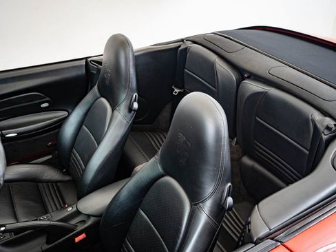 Used 2004 Porsche 911 Carrera image 15