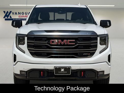 Used 2024 GMC Sierra 1500 AT4 w/ Technology Package AWD/4WD image 3