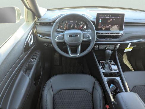 New 2026 Jeep Compass Latitude w/ Quick Order Package 29K AWD/4WD image 13