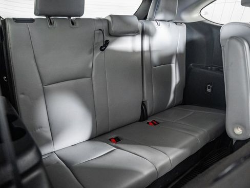 Certified 2022 Toyota Highlander Bronze Edition image 38