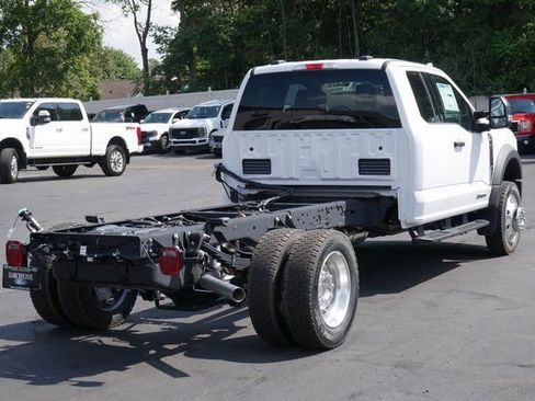 New 2025 Ford F450 XLT w/ XLT Value Package AWD/4WD image 9