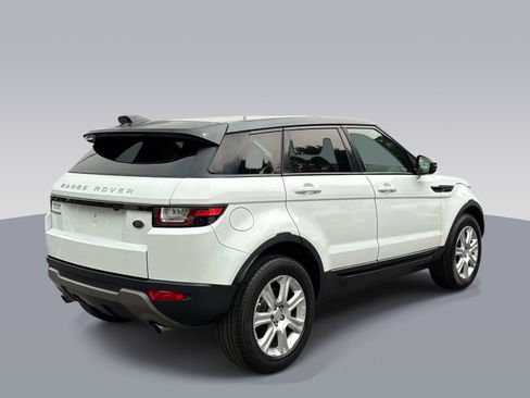 Used 2018 Land Rover Range Rover Evoque AWD/4WD image 7