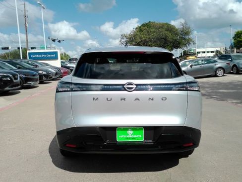 Used 2025 Nissan Murano SV FWD image 8