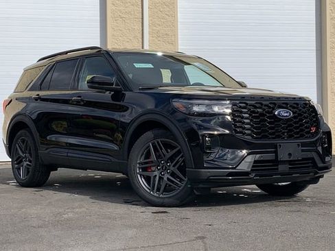 New 2026 Ford Explorer ST image 2