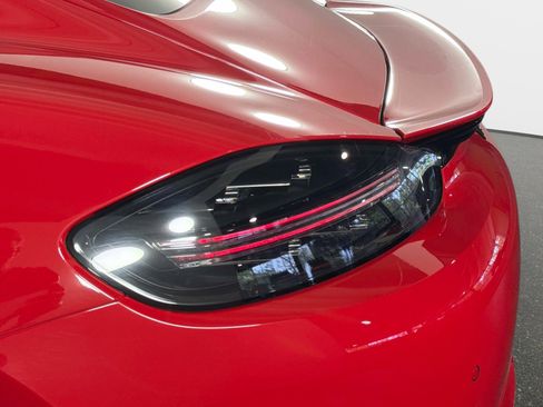 Used 2019 Porsche 718 Cayman GTS image 16