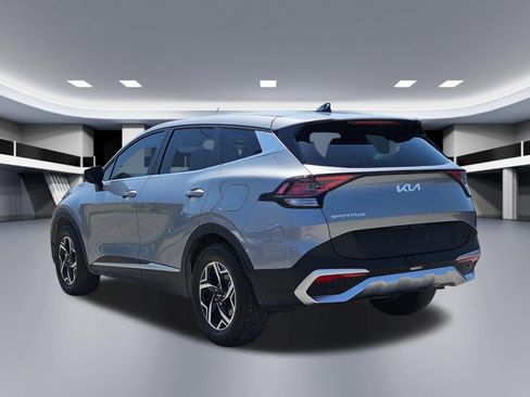 Certified 2025 Kia Sportage LX FWD image 4
