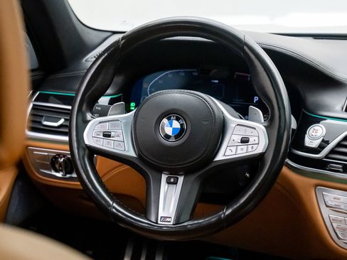 Used 2020 BMW 750i xDrive image 10