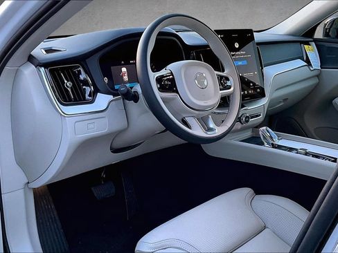 New 2026 Volvo XC60 B5 Ultra w/ Climate Package AWD/4WD image 7