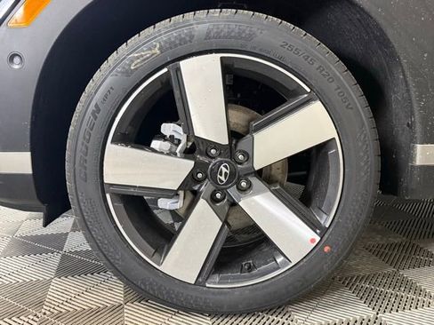 New 2026 Hyundai Santa Fe Limited AWD/4WD image 10