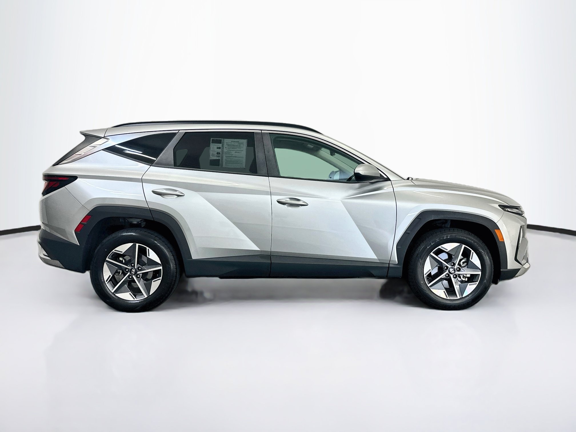 Used 2025 Hyundai Tucson SEL AWD/4WD image 10