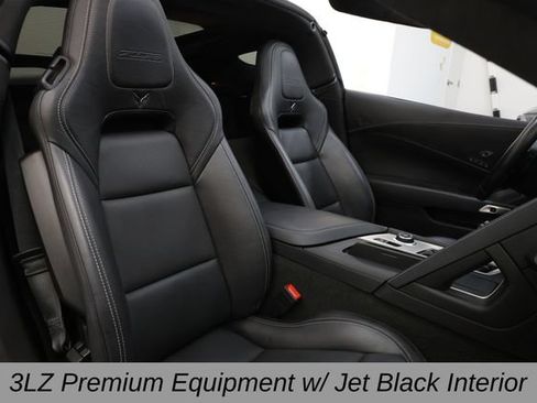 Used 2019 Chevrolet Corvette Z06 RWD image 15