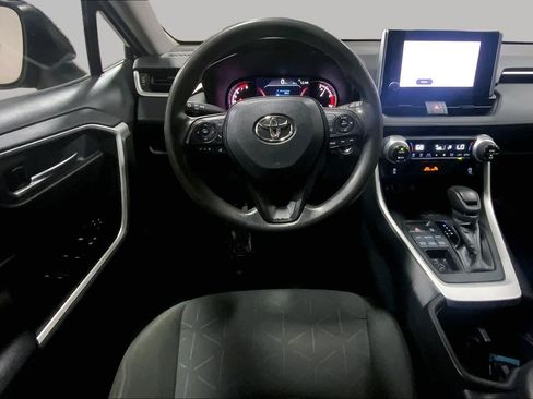 Used 2024 Toyota RAV4 XLE AWD/4WD image 6