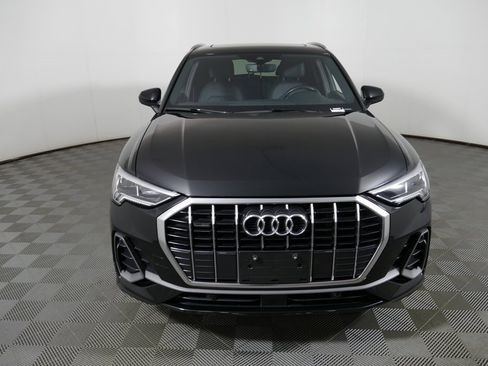 Used 2024 Audi Q3 2.0T Premium image 8