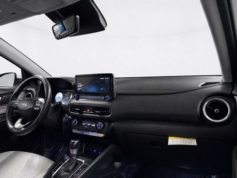 Used 2023 Hyundai Kona Limited AWD/4WD image 22