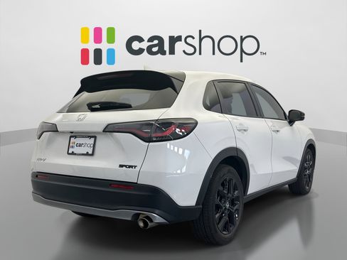 Used 2025 Honda HR-V Sport image 5