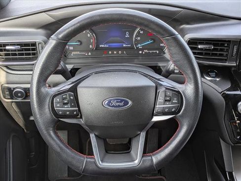 Used 2023 Ford Explorer ST-Line w/ Class IV Trailer Tow Package image 10