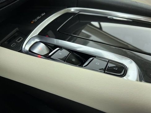 Certified 2022 Buick Enclave Premium w/ Experience Buick Package image 16