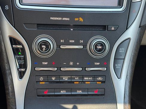 Used 2019 Lincoln Nautilus Select FWD image 22
