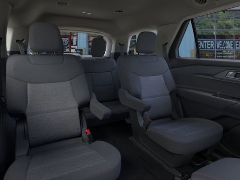 Used 2026 Ford Explorer Active image 11