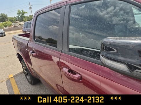 Used 2025 RAM 1500 Laramie w/ Laramie Southwest Edition AWD/4WD image 25