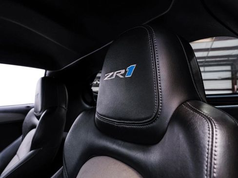 Used 2013 Chevrolet Corvette ZR1 w/ 3ZR Preferred Equipment Group RWD image 31