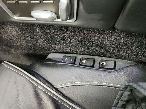 Used 2012 Aston Martin Virage Coupe image 29