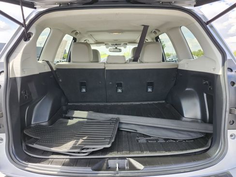 Used 2016 Subaru Forester 2.5i Touring w/ Eyesight & Navigation System AWD/4WD image 23