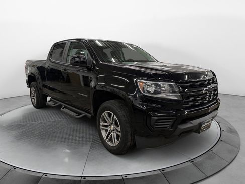 Used 2022 Chevrolet Colorado W/T w/ Custom Special Edition AWD/4WD image 4