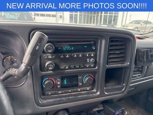 Used 2006 GMC Sierra 1500 SLE w/ Light Duty Power Package image 14