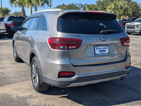 Used 2019 Kia Sorento EX image 7
