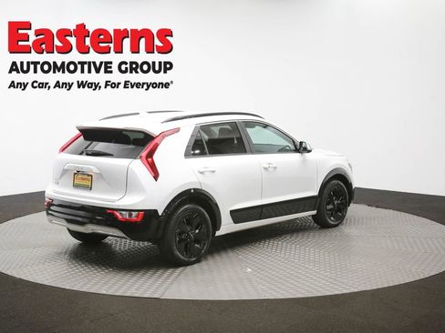 Used 2023 Kia Niro Wind w/ Wind Preserve Package image 38