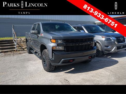 Used 2021 Chevrolet Silverado 1500 Custom Trail Boss w/ LPO, Dark Essentials Package AWD/4WD image 3