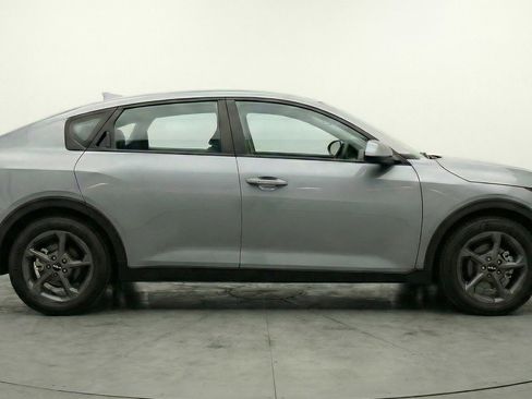 Used 2025 Kia K4 LXS image 11