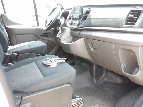 Used 2025 Ford Transit 250 Low Roof w/ Exterior Upgrade Package RWD image 19