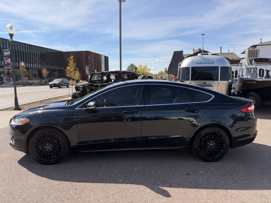 Used 2014 Ford Fusion SE w/ Equipment Group 202A FWD image 8